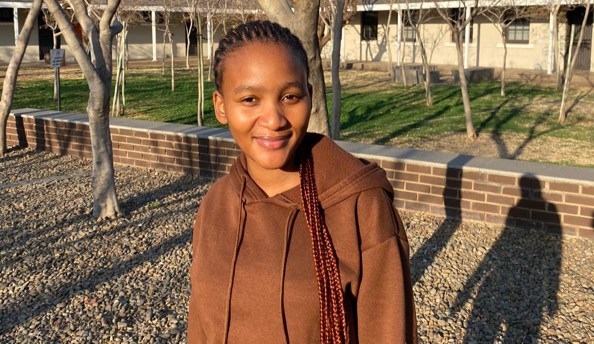 BURSARY CELEBRATES GRADUATION SUCCESS