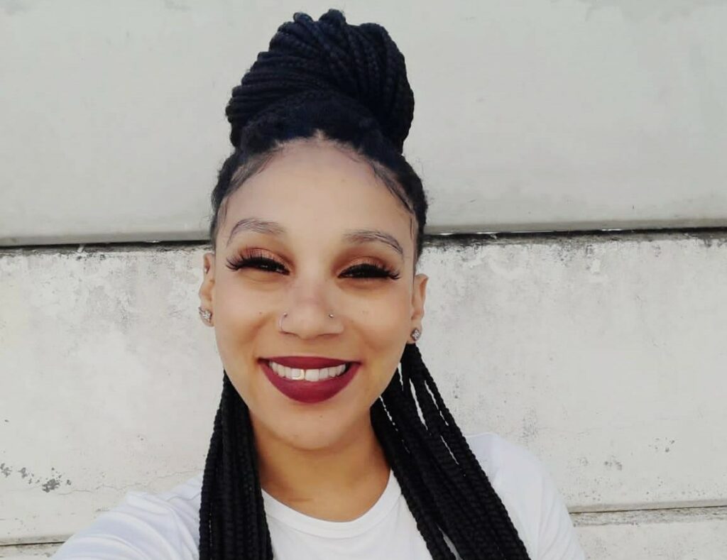 FUNDNG STUDENTS BUILDS EDUCATION