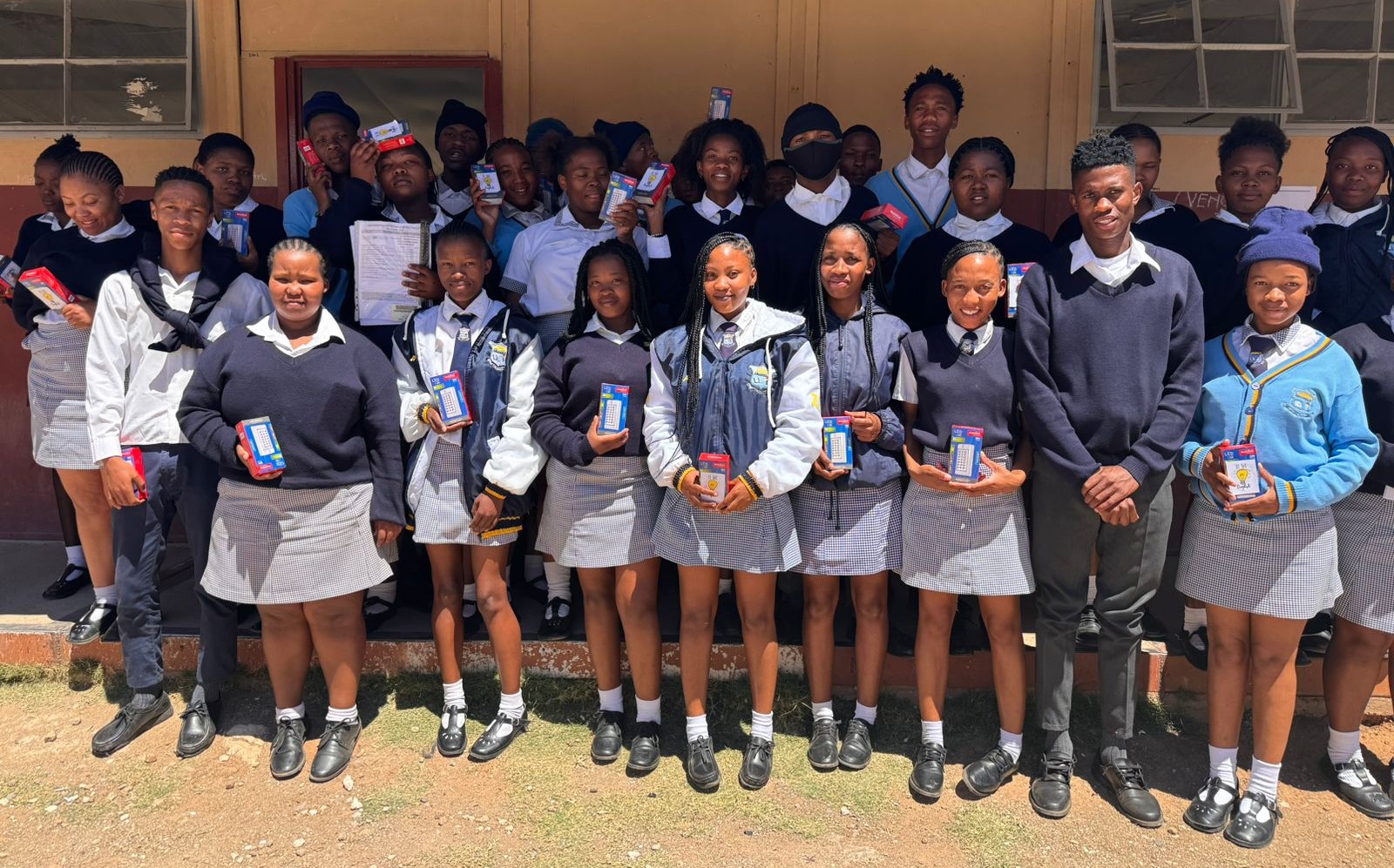 COMMUNITY COLLABORATION EMPOWERS