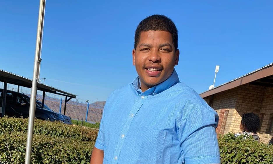 BURSARY RECIPIENT’S PASSION FOR COMMUNITY